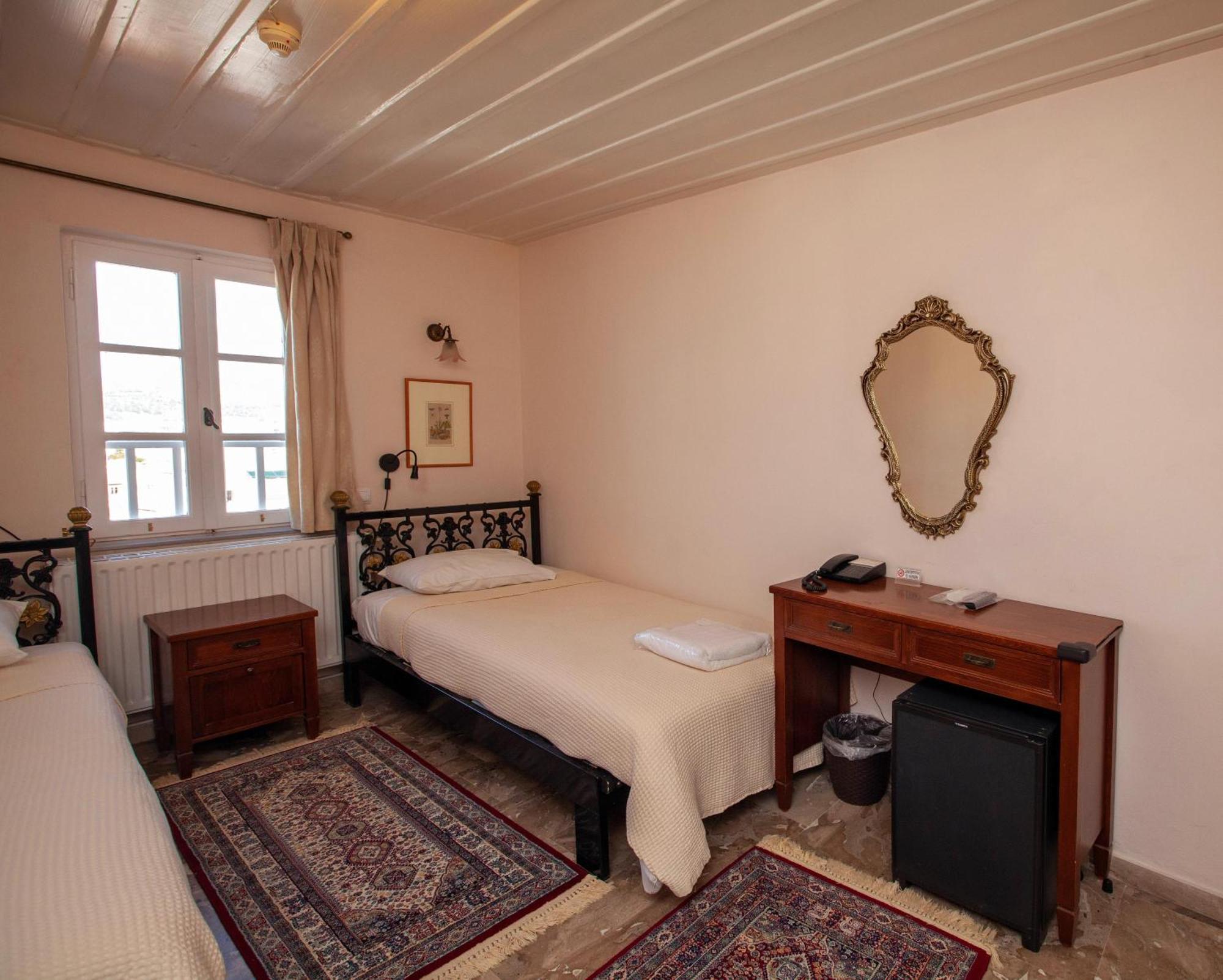 Byron Traditional Hotel Нафплион Номер фото