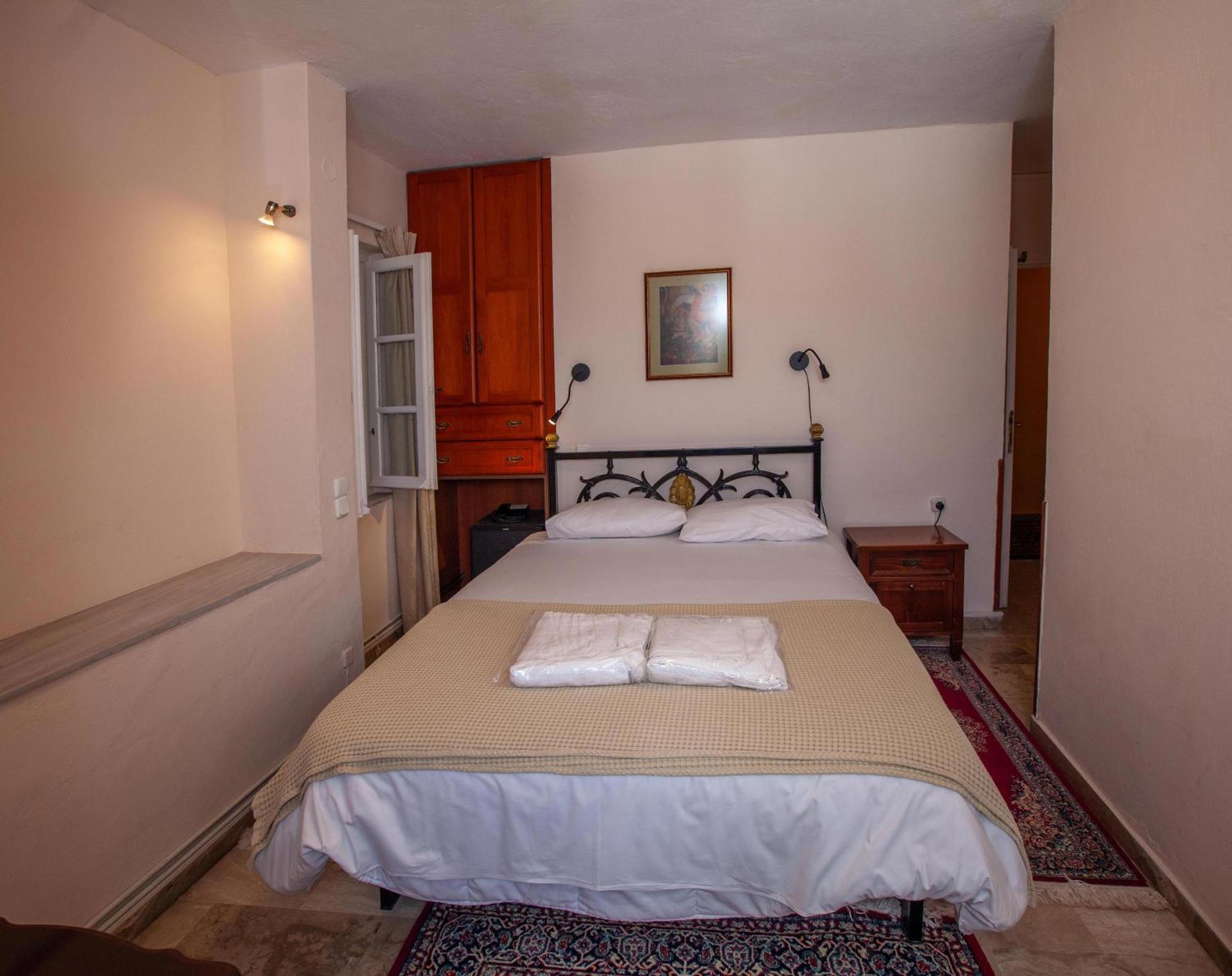 Byron Traditional Hotel Нафплион Номер фото