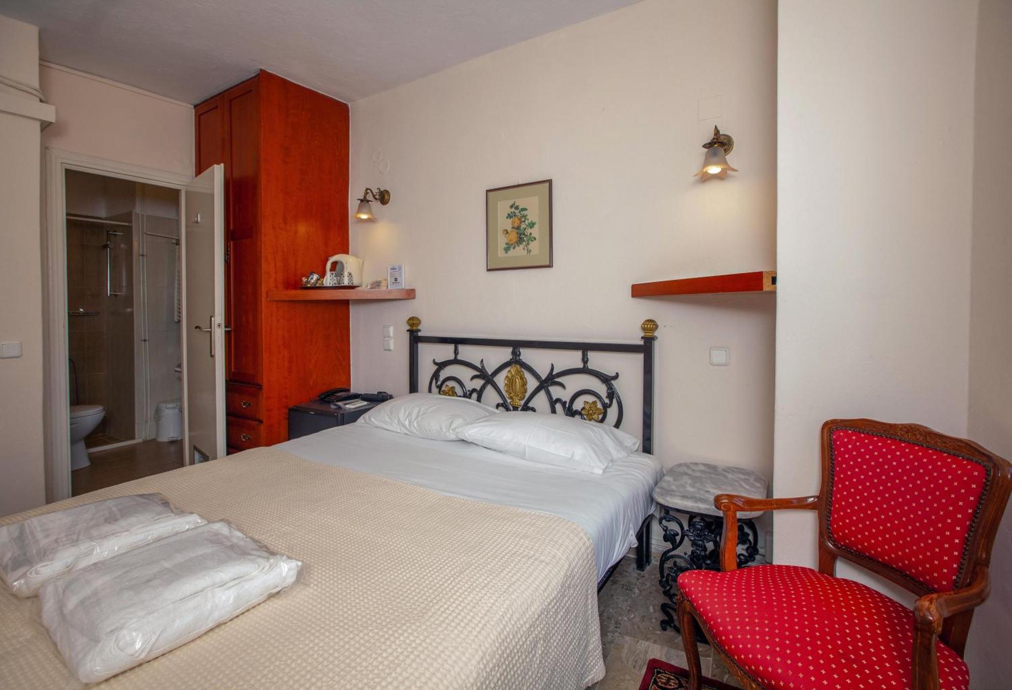 Byron Traditional Hotel Нафплион Номер фото