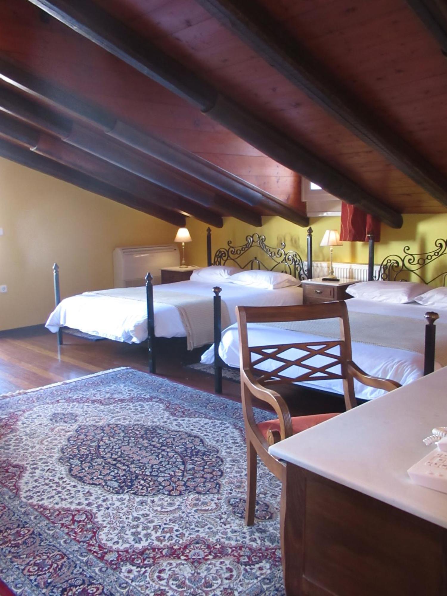 Byron Traditional Hotel Нафплион Экстерьер фото